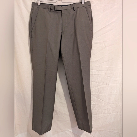 Hugo Boss Other - BOSS Hugo Boss 32R 100% Wool Dress Pants Trousers Grey Green Neutral Made in USA